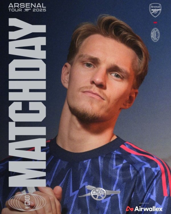 记者：阿森纳对阵AC米兰的友谊赛，有22813名球迷到场不雅战