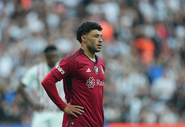 天外：31岁张伯伦对重返英格兰握灵通作风，已与多家俱乐部会谈