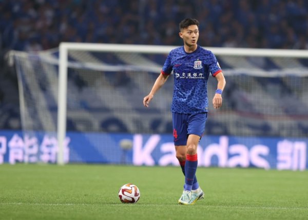 记者：申花从云南带回1分 为何客岁如斯坚固的防地本年这般不稳？