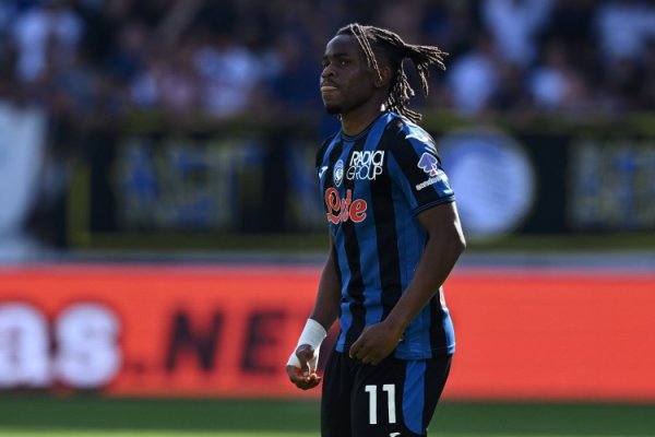 意媒：在删除社媒信息、公成立声后，卢克曼今天可能张开罢训