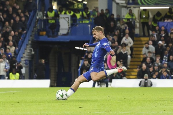 罗马诺：霍尔本日将接管埃弗顿体检，转会费2500万镑+400万镑浮动