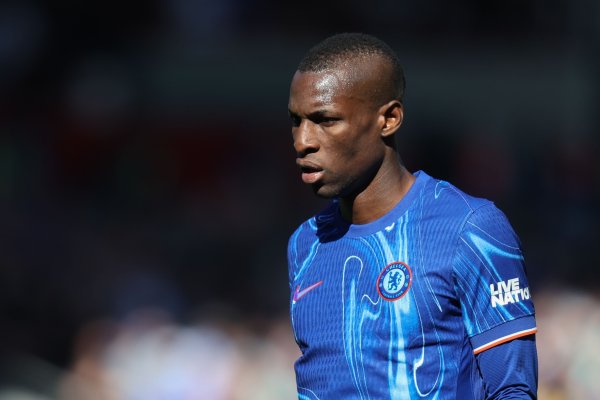 镜报: 埃梅里特意杰克逊, 切尔西一直标价8000万镑