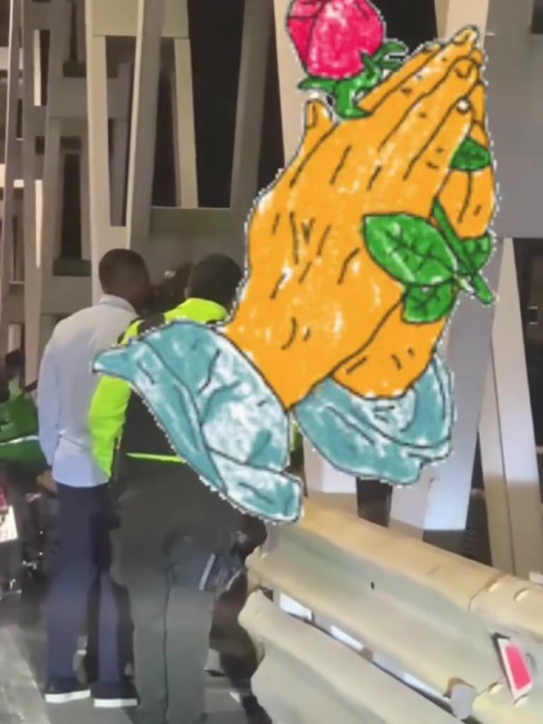 见义勇为！太阳报：前曼联球星瓦伦西亚成功劝阻了一名男子自杀