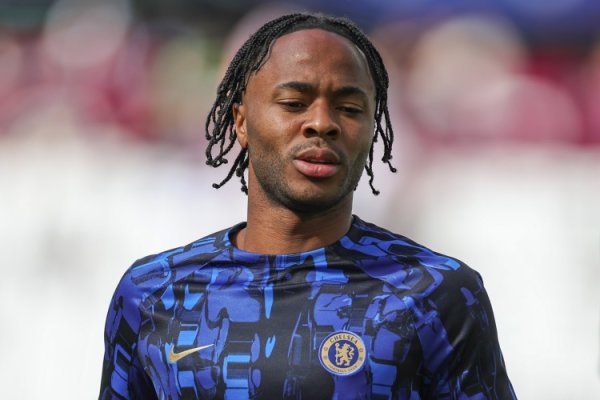 佩杜拉：那不勒斯将再次报价恩多耶，同期特意斯特林并已搏斗蓝军