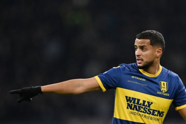 记者：巴塞尔、根特、萨索洛颠倒23岁荷兰中场伊哈塔伦