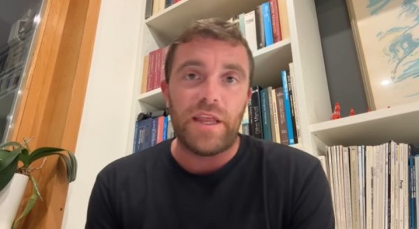 曼联专门费尔明? 罗马诺: 费尔明没念念离队, 巴萨也不野心出售他