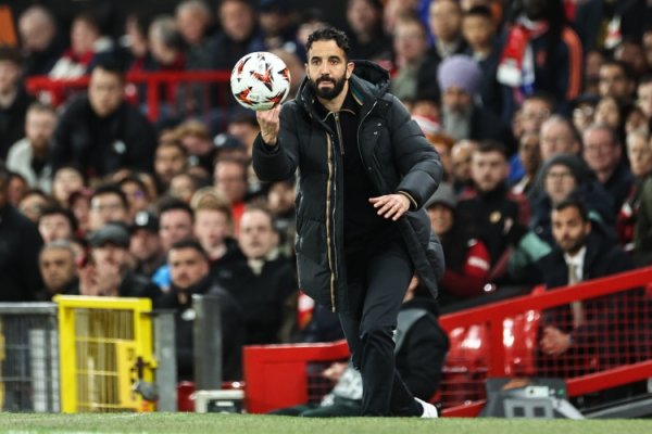 阿莫林谈卡灵顿焕新：新标准、新气象，接下来要每场都全力争胜