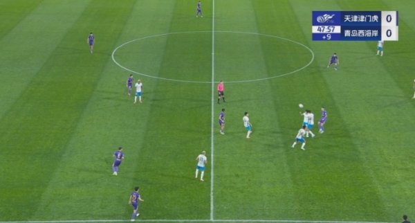 再久点能当加时赛踢了...津门虎0-0西海岸崎岖半场共补时20分钟