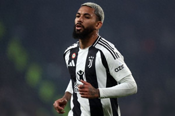 英媒: 安帅或鼓吹说念格拉斯-路易斯去埃弗顿, 租出的可能性更大