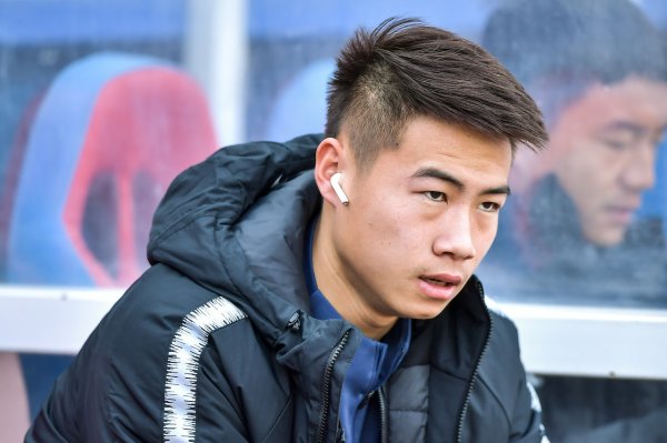 津媒：反复观看各角度回放后，津门虎对杨帆进球被吹提出申诉