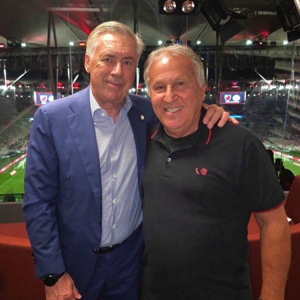 安切洛蒂率熟习团队不雅战自若者杯，巴西足协社媒晒安帅与济科合照