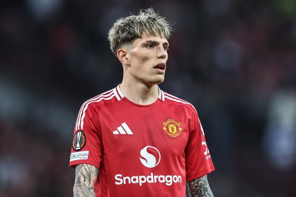 曼晚：阿森纳、热刺和马竞三家欧冠俱乐部拒却了签下加纳乔的契机