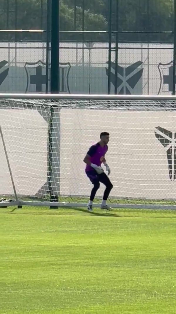 记者：巴萨预测西甲几小时内注册霍安-加西亚