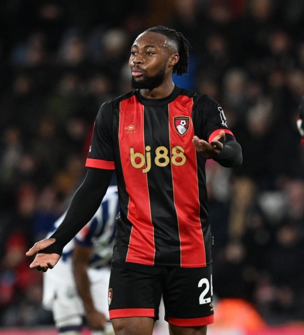 斯洛特吟唱塞梅尼奥: 他不仅是别称出色的球员, 激情上也特别高大