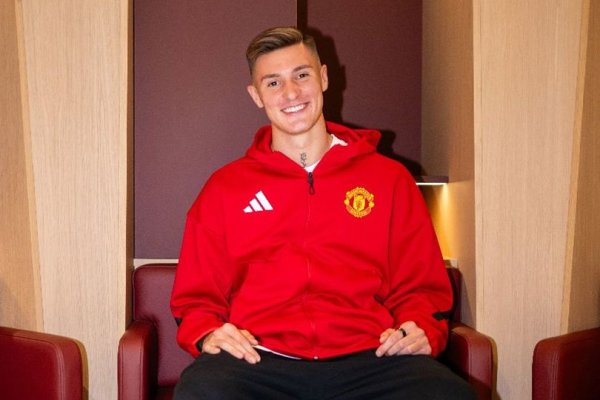 刚刚加入曼联一周, 本杰明·塞斯科准备在对阵阿森纳的比赛中初度亮相?