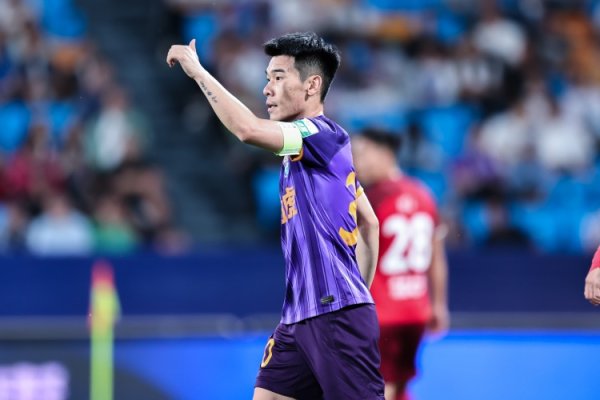 王秋明：上半场不消过失太多了，腿上嗅觉还不是止境好