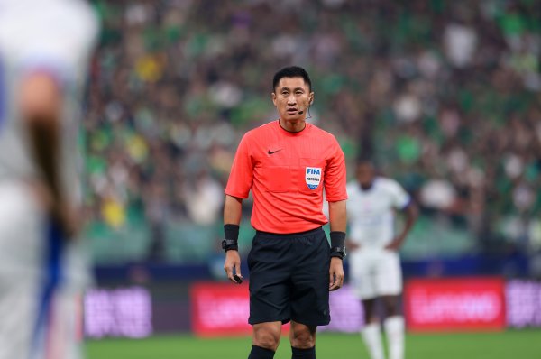 呼和浩特队vs乌兰察布队，马宁将执法2025年内蒙古超揭幕战