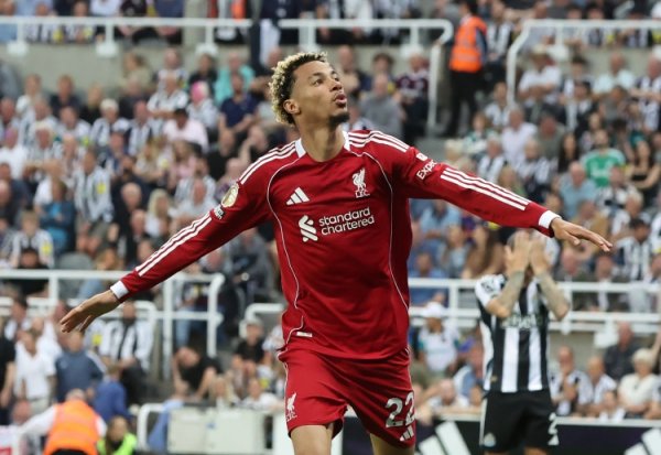 埃基蒂克加盟利物浦后，3场比赛已孝敬3球1助攻 🤩