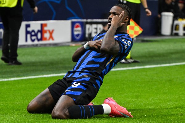 小图拉姆：弟弟和父亲总戏弄我头球时代，进球时我念念到了他们