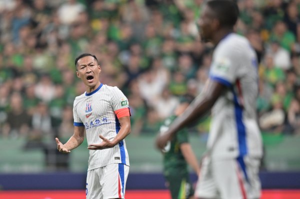 记者：申花多名有伤球员正在与期间竞走，力求赶上周日对阵三镇