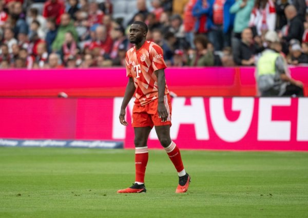 德媒：拜仁尚未答应加薪续约于帕梅卡诺，皇马专门明夏免签球员