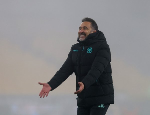 狼队主帅：拉尔森不会强制鼓吹转会，但咱们必须作念好一切准备