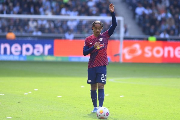 记者：切尔西不测截胡西蒙斯，他们对球员感酷好酷好但从未认真报价