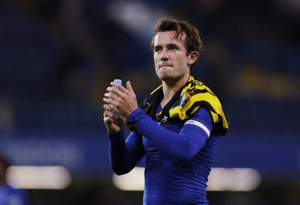 记者：切尔西计较让奇尔维尔恒久转会至斯特拉斯堡