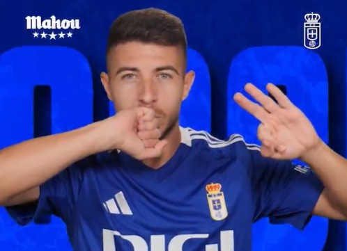 35岁升级民众波尔蒂略加盟西乙球队韦斯卡，此前5次随队升入西甲