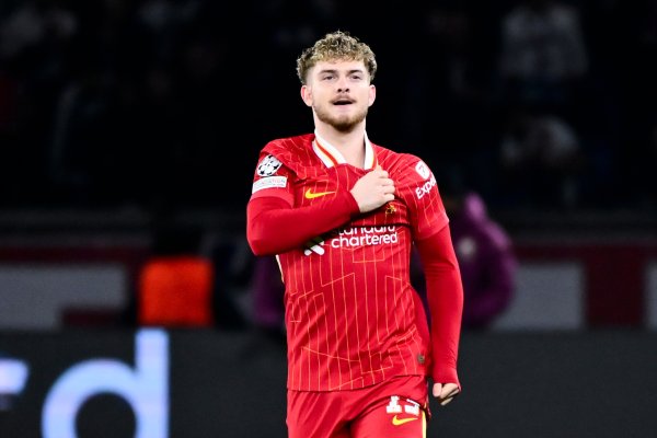 再给2小时来完成转会！太空体育：维拉也曾提交埃利奥特的交往单