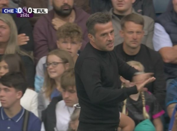 主帅怒了😡BBC记者谈富勒姆进球被吹：这是护球 判罚完全错误！