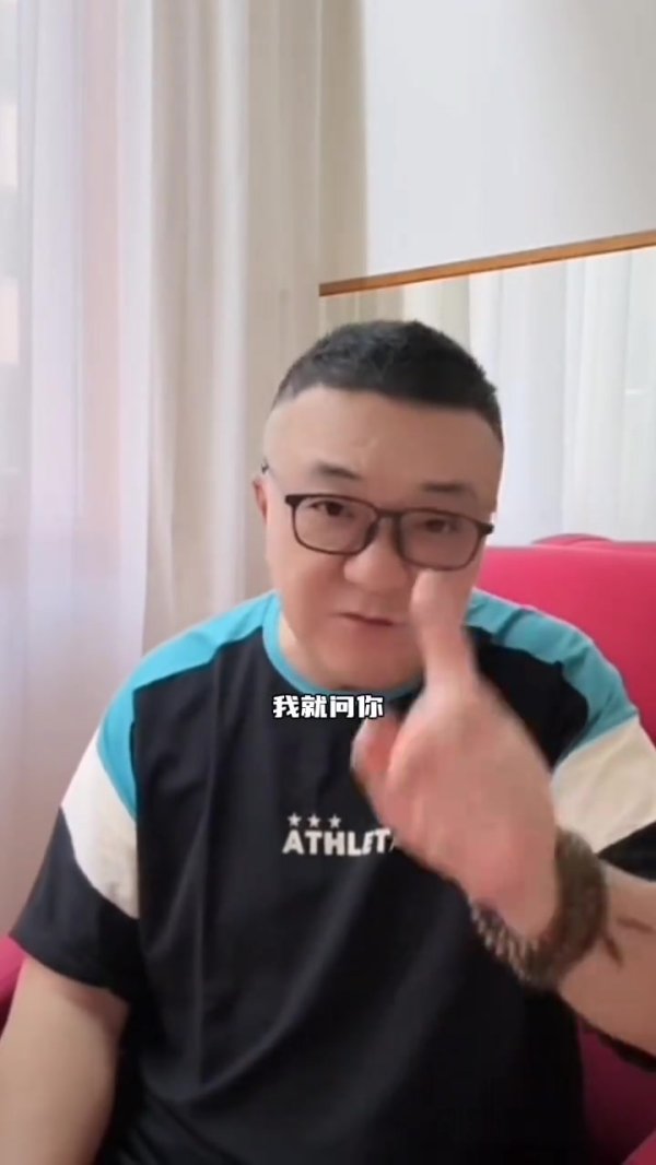 董路评U22国足：中国东说念主短技能内踢不了复杂的足球，相似太慢