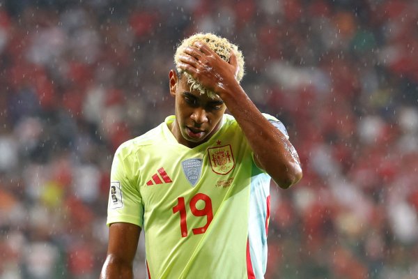 黄健翔：亚马尔继续小任性 为他略有担心 下位球王没人保证就是他