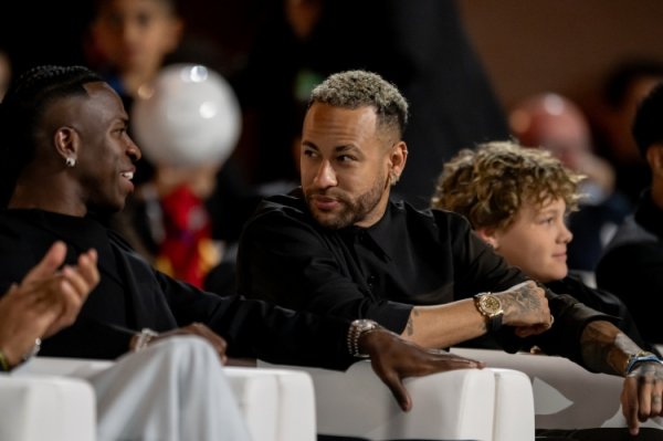 吉马良斯：安切洛蒂如实有策画让内马尔追溯，国度队大门永远掀开