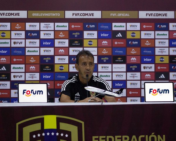 委内瑞拉主帅：我要向民众道歉，我们努力追逐梦想但未能如愿