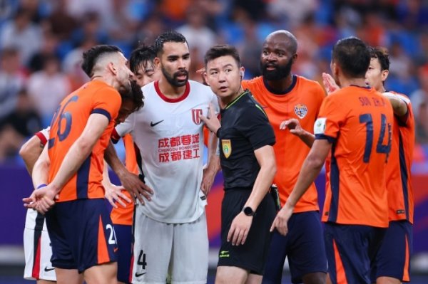 佛得角行将初度打进寰球杯，足球报：归化球员德尔增多是佛得角裔