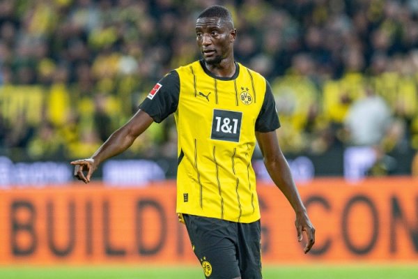 连续8场德甲破门，官方：吉拉西当选多特2-0海登海姆全场最佳