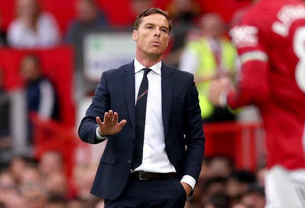 伯恩利主帅：汉尼拔独一要学习的即是，以后训练时要双手背在死后