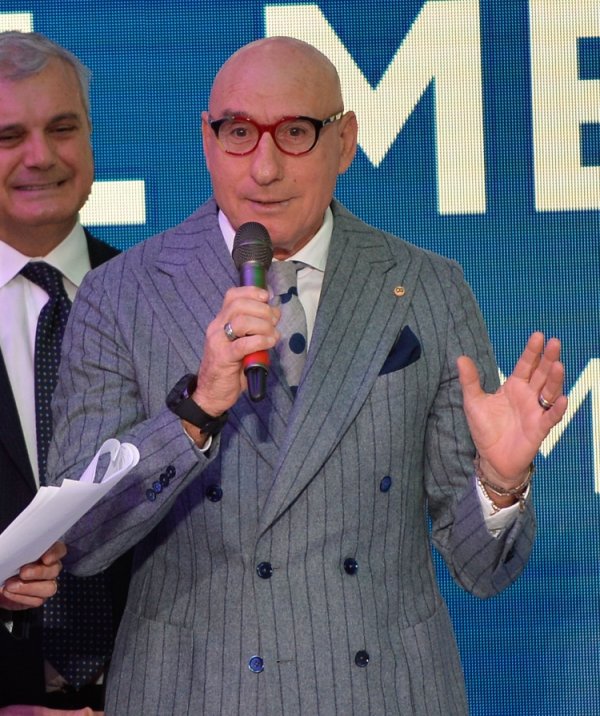 意大利名宿：图多尔说点球判罚可耻太过激了，科技偶然也会犯错