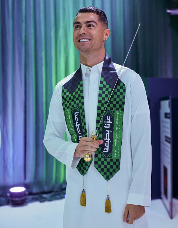 【小吧外交秀】登贝莱圆梦金球 胡梅尔斯女友进入啤酒节