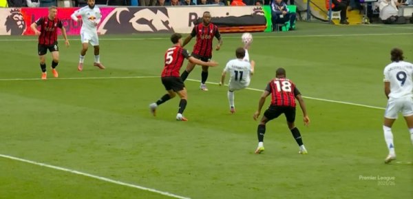 半场-利兹联暂1-1伯恩茅斯 塞梅尼奥汗漫球贴地斩罗登头球扳平