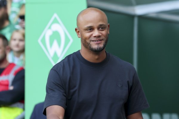 若赢下法兰克福，孔帕尼将成为史上首位开季讲求比赛十连胜的教练