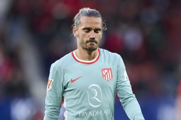 难抵岁月…34岁格子身价还剩1200万欧，27岁巅峰1.5亿世界杯夺冠