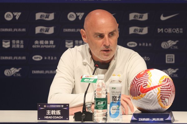 穆斯卡特：日本联赛和球员的水平一直很高，拿1分回上海可罗致