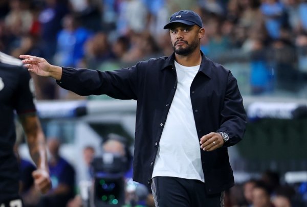 本赛季前十场认真比赛拜仁一起见效，创下俱乐部升入德甲后新记载