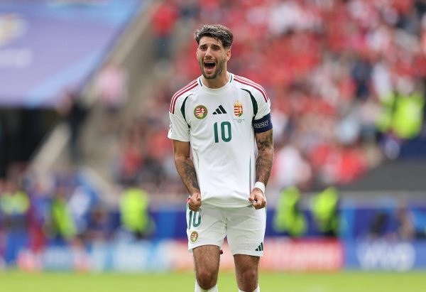 索博斯洛伊：咱们的开局很可以，最终能拿到1分也算无可非议