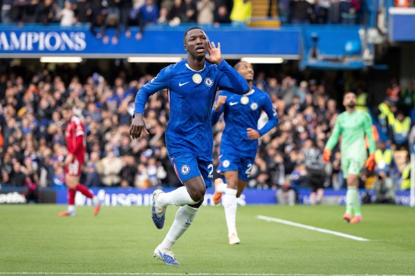 队记：凯塞多是顶级中场的有劲竞争者，他是蓝军弗成替代的球员