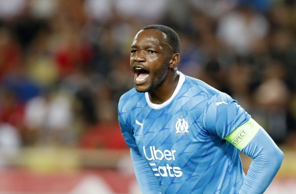 14个赛季613场比赛！马赛官方宣布退役曼丹达穿过的30号球衣