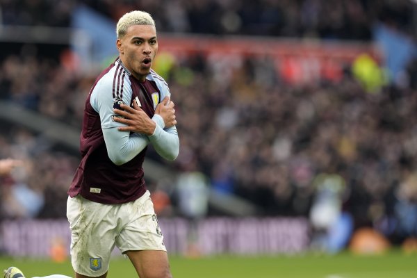 天外体育记者：罗杰斯在与维拉磋商续约到2031年