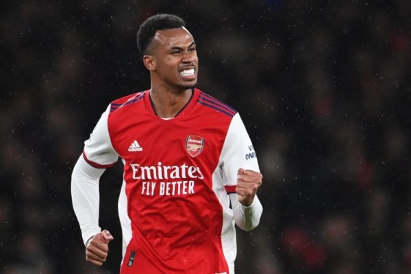 官方：8次突围并送出助攻，加布里埃尔当选1-0富勒姆全场最好球员